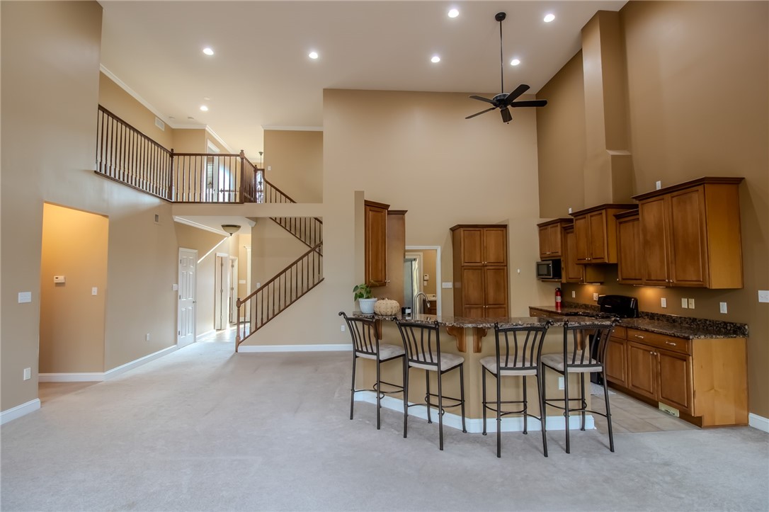 Allegheny West, Pennsylvania 15108, United States, 4 Bedrooms Bedrooms, ,5 BathroomsBathrooms,Residential,Contingent,212356