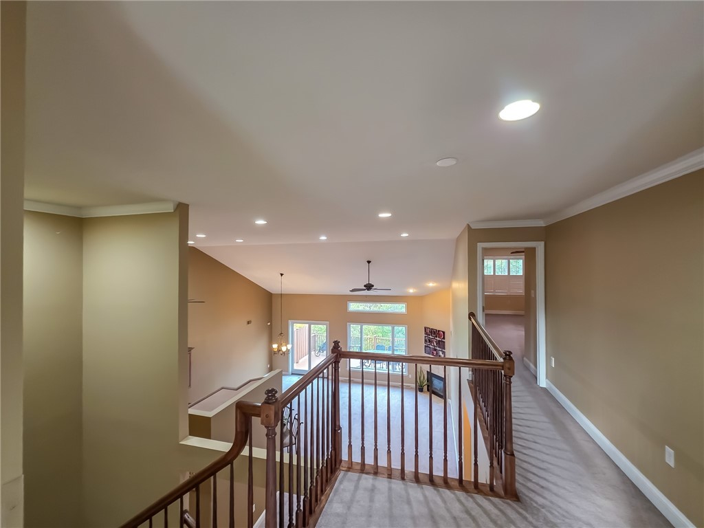 Allegheny West, Pennsylvania 15108, United States, 4 Bedrooms Bedrooms, ,5 BathroomsBathrooms,Residential,Contingent,212356