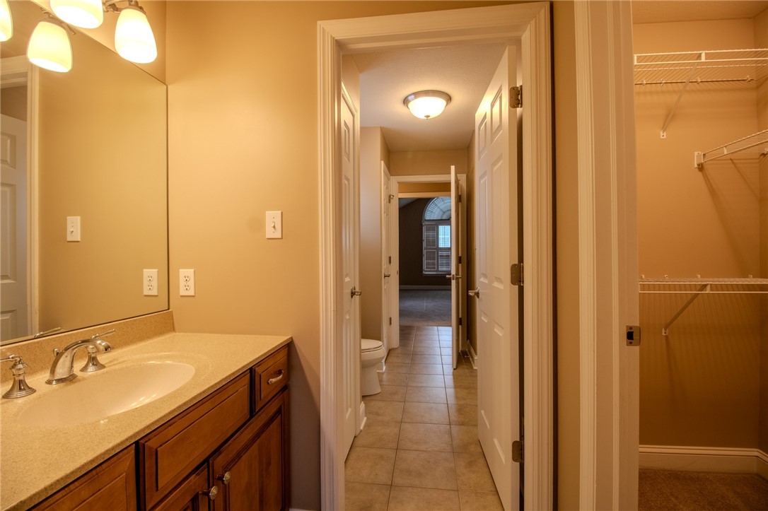 Allegheny West, Pennsylvania 15108, United States, 4 Bedrooms Bedrooms, ,5 BathroomsBathrooms,Residential,Contingent,212356