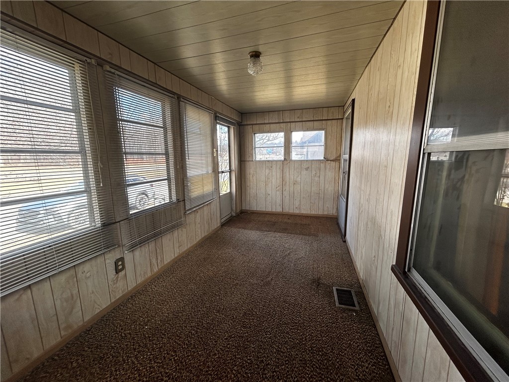 214 Van Horn St St, Saint Clair, Pennsylvania image 6
