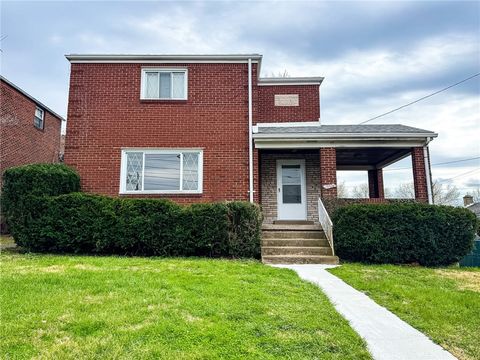 Photo of 3806 Sarah St, Mckeesport, PA 15132 (MLS # 1745925)