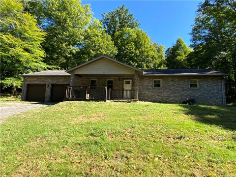 Photo for 140 Spruce Rd