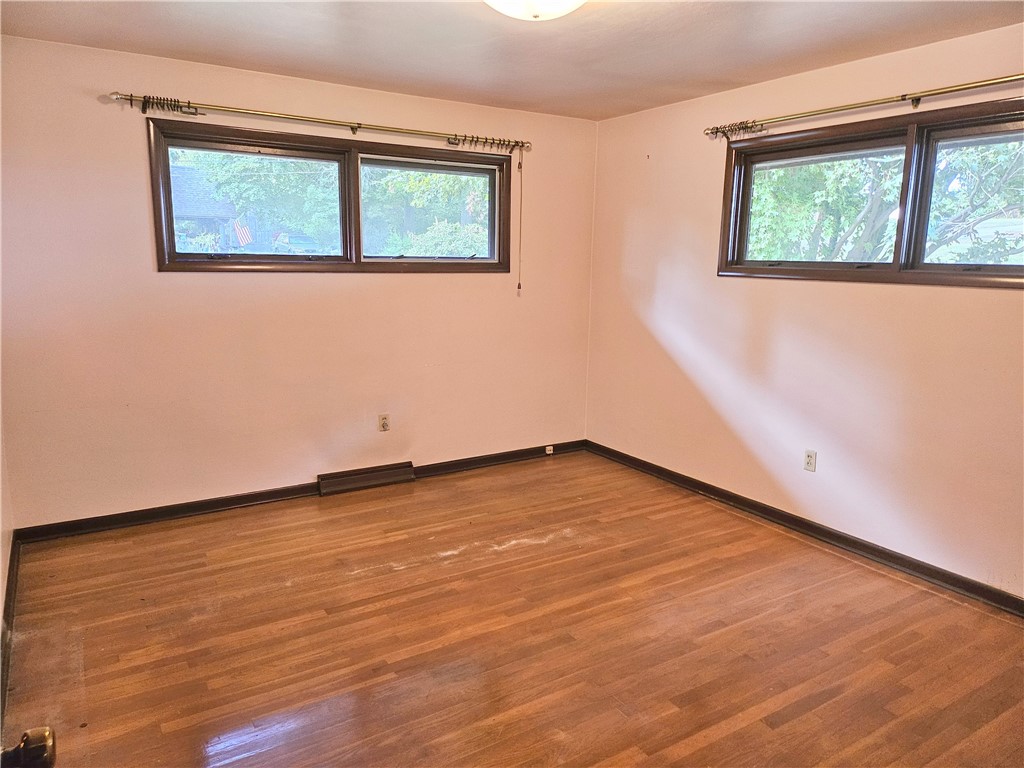 Slippery Rock Boro, Pennsylvania 16057, United States, 3 Bedrooms Bedrooms, ,2 BathroomsBathrooms,Residential,Contingent,202294