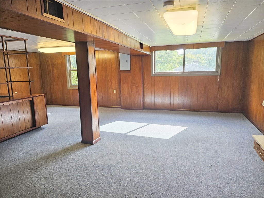 Slippery Rock Boro, Pennsylvania 16057, United States, 3 Bedrooms Bedrooms, ,2 BathroomsBathrooms,Residential,Contingent,202294