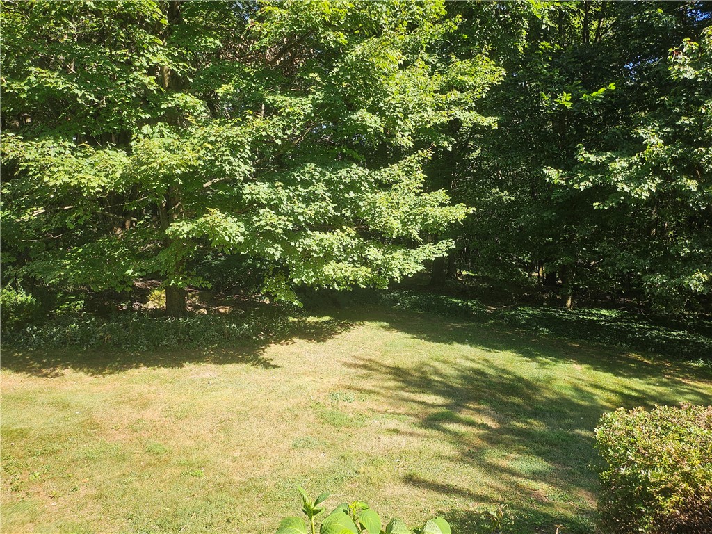 Slippery Rock Boro, Pennsylvania 16057, United States, 3 Bedrooms Bedrooms, ,2 BathroomsBathrooms,Residential,Contingent,202294