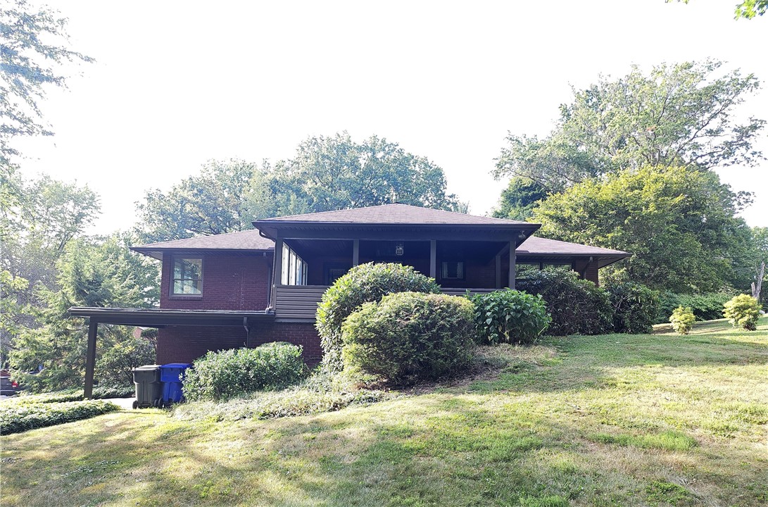 Slippery Rock Boro, Pennsylvania 16057, United States, 3 Bedrooms Bedrooms, ,2 BathroomsBathrooms,Residential,Contingent,202294