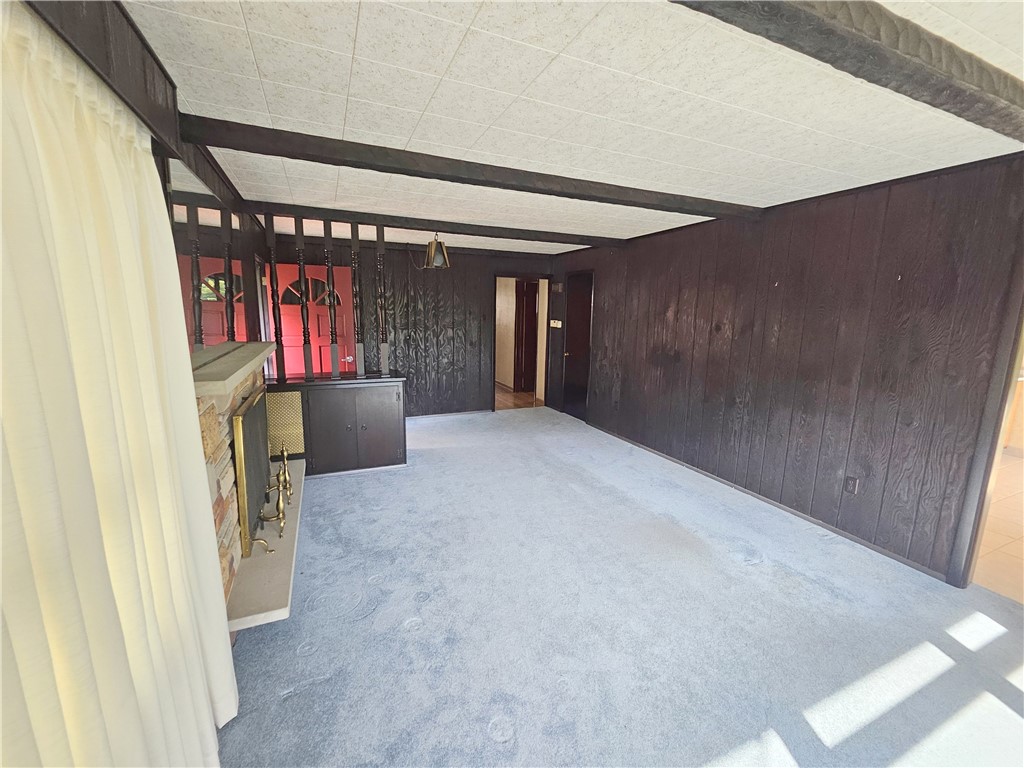 Slippery Rock Boro, Pennsylvania 16057, United States, 3 Bedrooms Bedrooms, ,2 BathroomsBathrooms,Residential,Contingent,202294