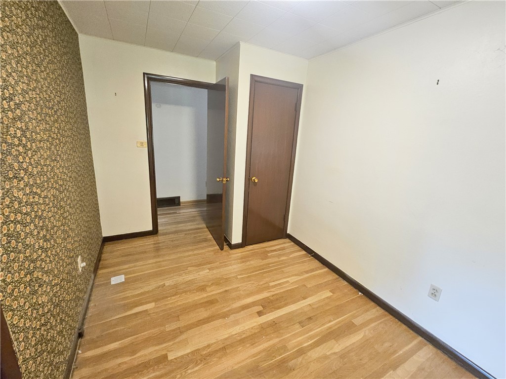 Slippery Rock Boro, Pennsylvania 16057, United States, 3 Bedrooms Bedrooms, ,2 BathroomsBathrooms,Residential,Contingent,202294