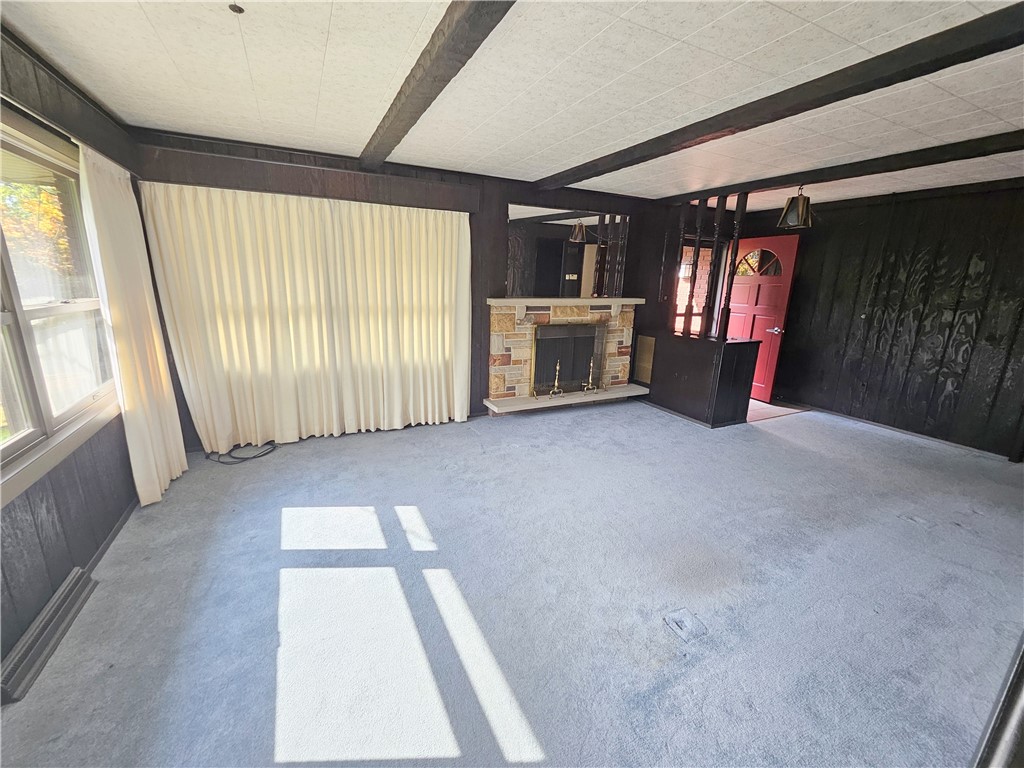 Slippery Rock Boro, Pennsylvania 16057, United States, 3 Bedrooms Bedrooms, ,2 BathroomsBathrooms,Residential,Contingent,202294