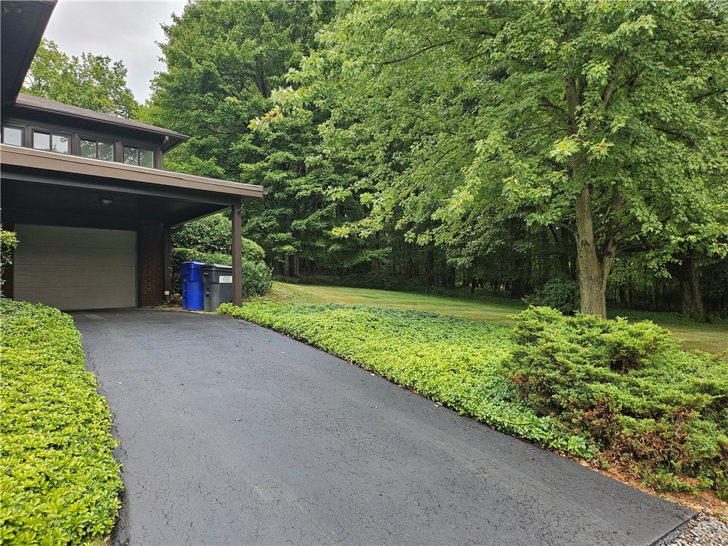 Slippery Rock Boro, Pennsylvania 16057, United States, 3 Bedrooms Bedrooms, ,2 BathroomsBathrooms,Residential,Contingent,202294