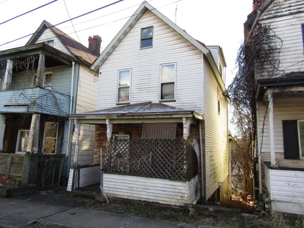 2708 Garbett St St, McKeesport, Pennsylvania image 4