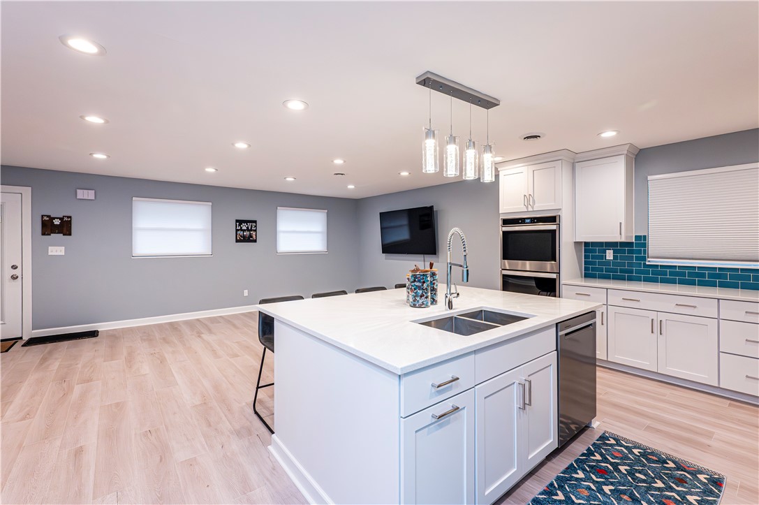 Hempfield Twp - Wml, Pennsylvania 15601, United States, 3 Bedrooms Bedrooms, ,2 BathroomsBathrooms,Residential,Active,102212