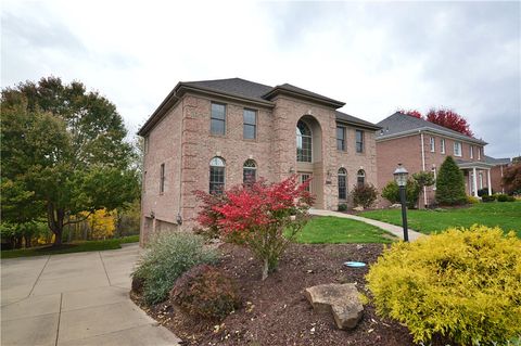 Photo of 432 Pine Valley Dr, Bridgeville, PA 15017 (MLS # 1729054)
