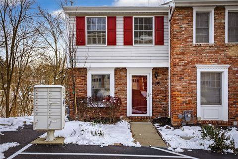 Photo of 1010 Timberidge Dr, Bethel Park, PA 15102 (MLS # 1733492)