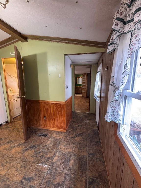 Mt Pleasant Twp, Pennsylvania 15666, United States, 3 Bedrooms Bedrooms, ,2 BathroomsBathrooms,Residential,Active,256377