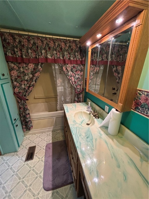 Mt Pleasant Twp, Pennsylvania 15666, United States, 3 Bedrooms Bedrooms, ,2 BathroomsBathrooms,Residential,Active,256377