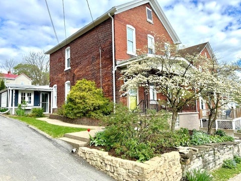 Photo for 246 N Jefferson Ave