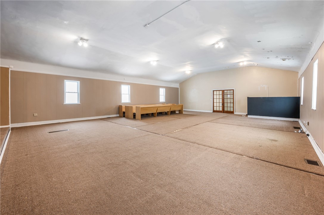 Farrell, Pennsylvania 16121, United States, ,Commercial,Active,14235