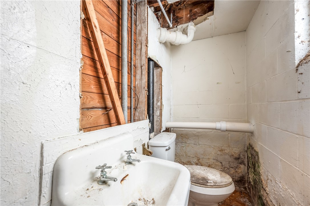 Farrell, Pennsylvania 16121, United States, ,Commercial,Active,14235