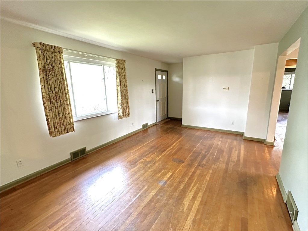 1158 Thermo Village Road Rd, New Stanton, Pennsylvania image 5
