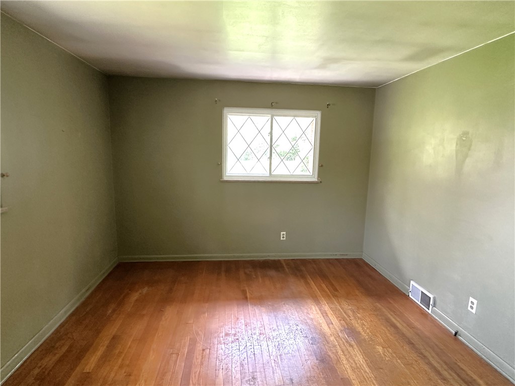 1158 Thermo Village Road Rd, New Stanton, Pennsylvania image 10