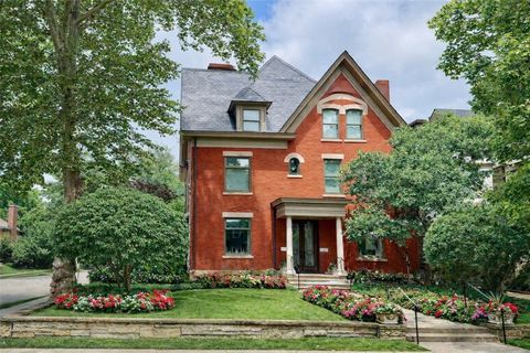 5219 Pembroke Place Shadyside PA 15232