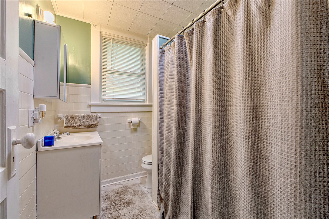 724 Saint Clair Ave, Jeannette, Pennsylvania image 16