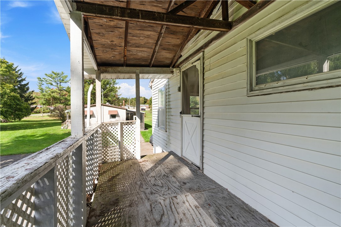 E Lackawannock Twp, Pennsylvania 16137, United States, ,Residential,Active,223900