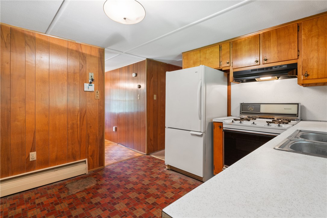 E Lackawannock Twp, Pennsylvania 16137, United States, ,Residential,Active,223900