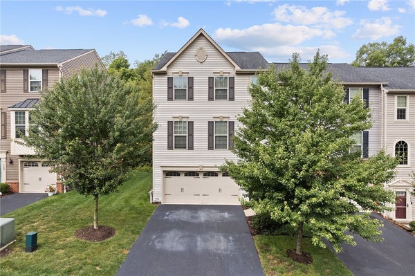 106 ARBOR TRAIL DR, MC KEES ROCKS, PA 15136 - Image b7387aa258ec73842a92cdcd0fe68b46/871102456