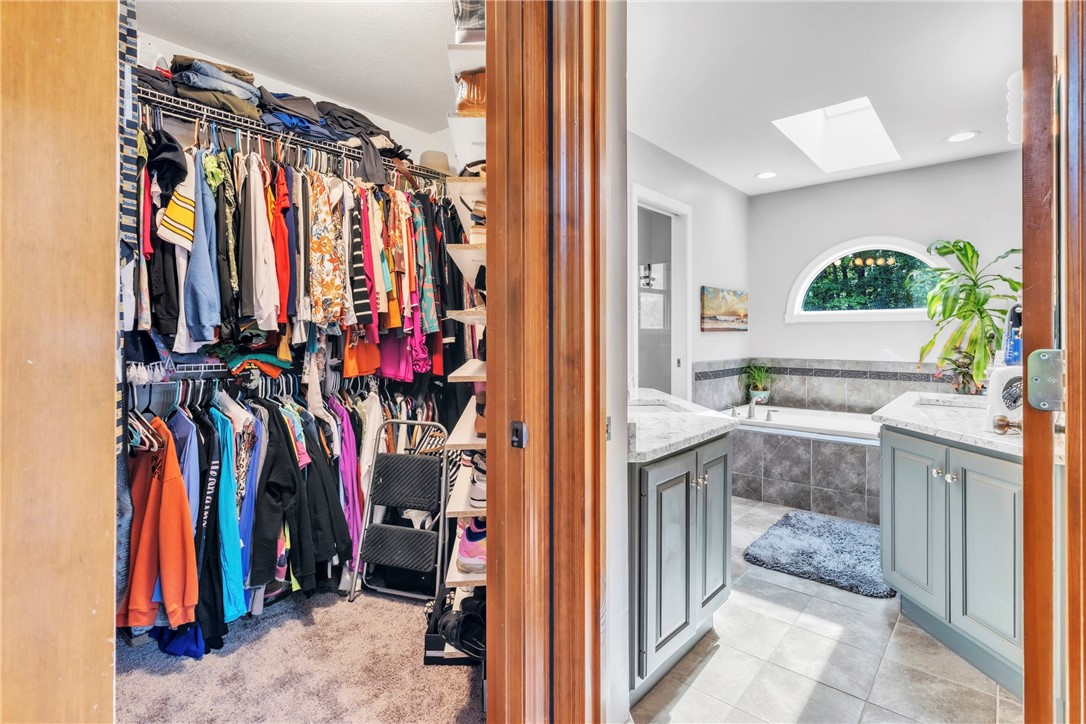 Cranberry Twp, Pennsylvania 16066, United States, 4 Bedrooms Bedrooms, ,3 BathroomsBathrooms,Residential,Active,152639