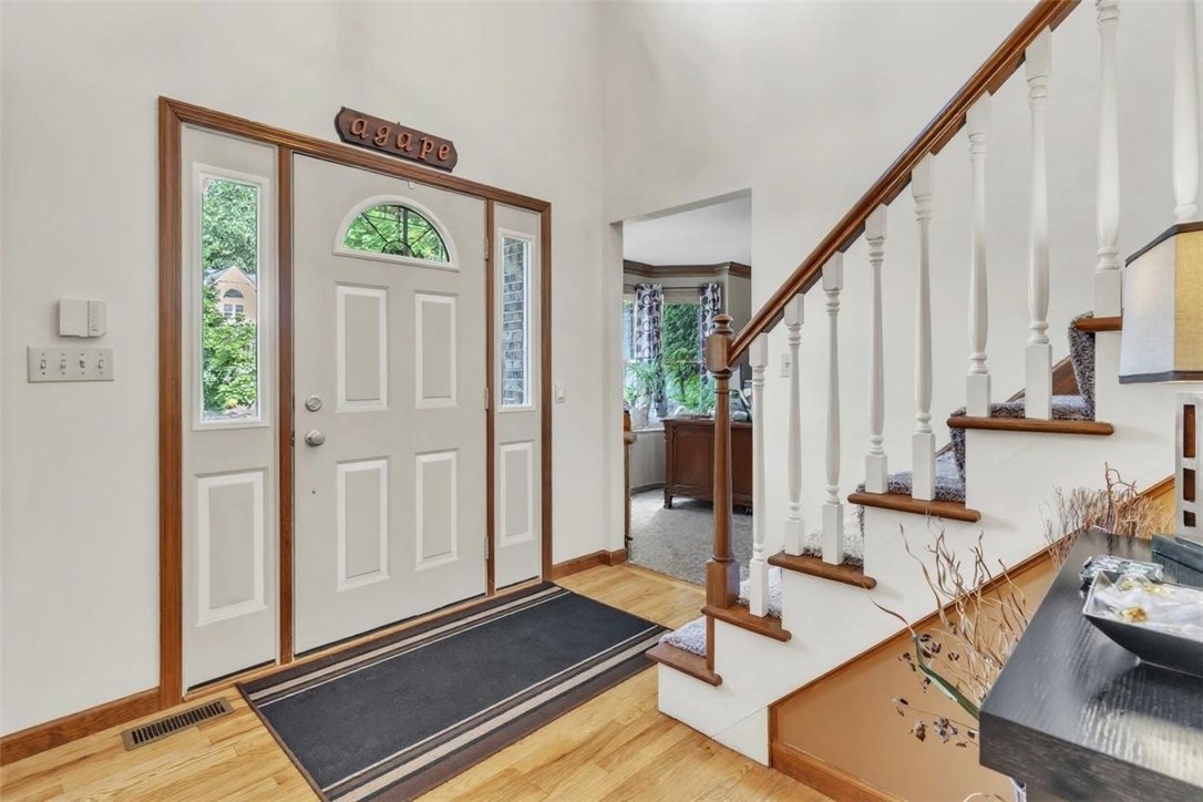 Cranberry Twp, Pennsylvania 16066, United States, 4 Bedrooms Bedrooms, ,3 BathroomsBathrooms,Residential,Active,152639