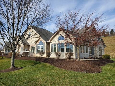 Photo of 230 Glen Arden Cir, Washington, PA 15301 (MLS # 1736687)