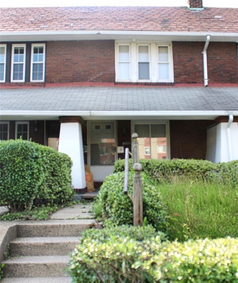 Photo of 5935 Alder St, Pittsburgh, PA 15232 (MLS # 1763102)