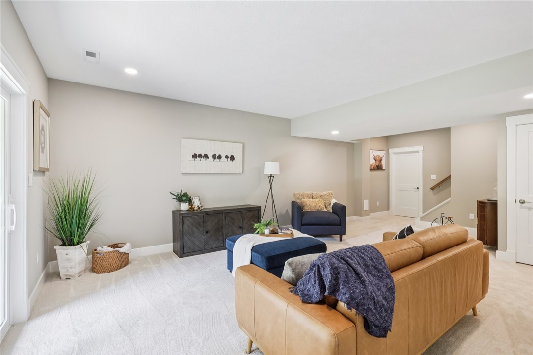 Marshall, Pennsylvania 15090, United States, 4 Bedrooms Bedrooms, ,5 BathroomsBathrooms,Residential,Active,247612