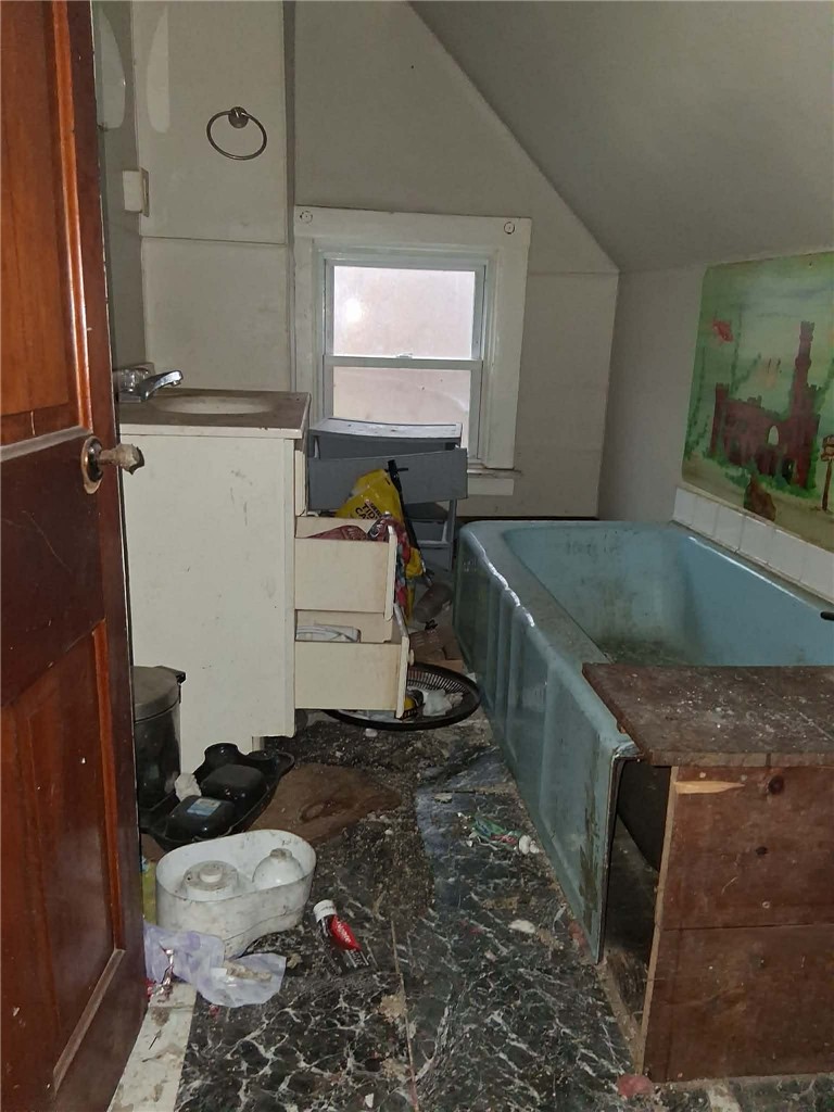 208 N Mulberry St Rear