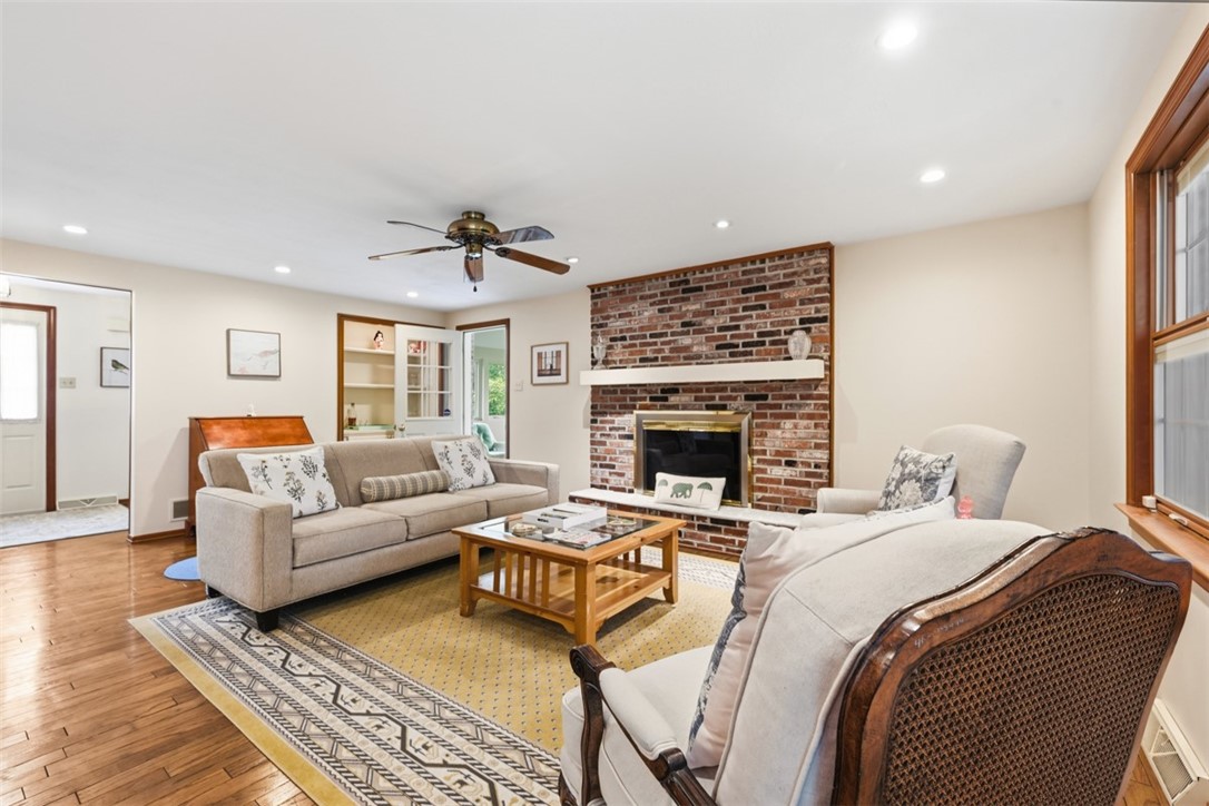10062 Oakridge Drive