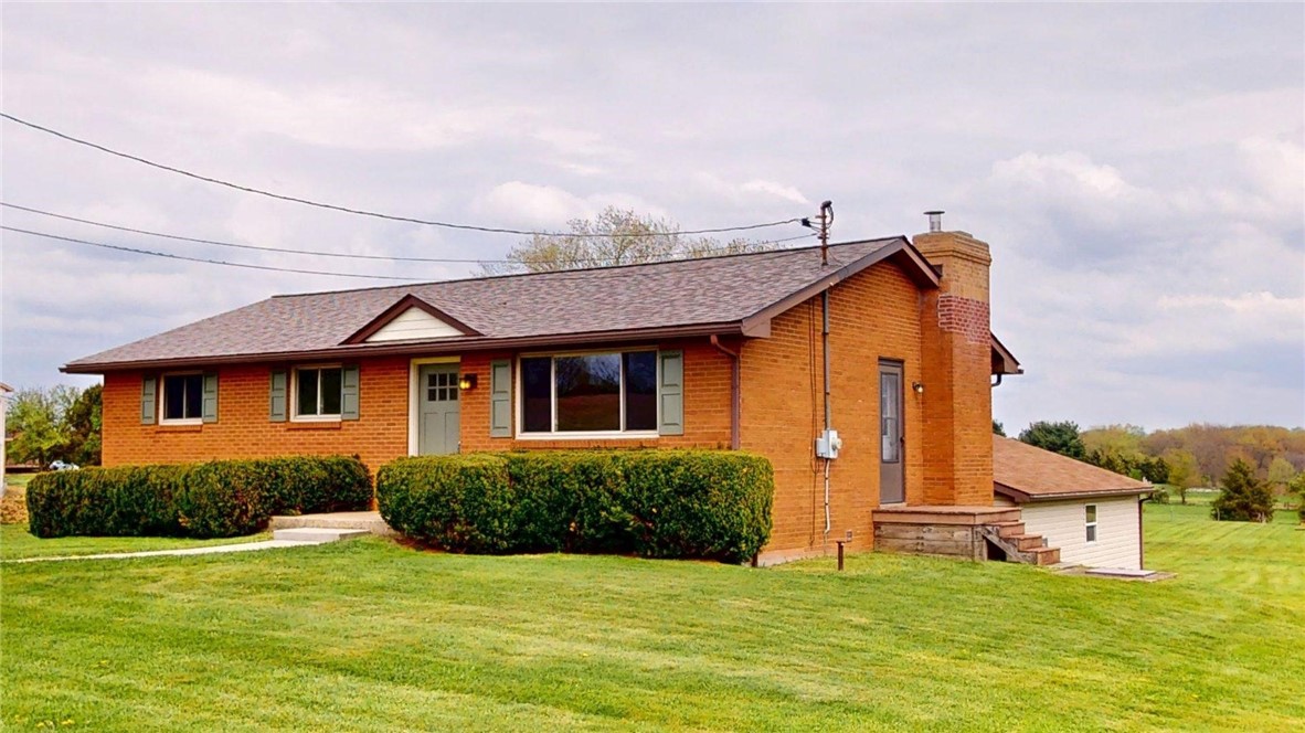 209 S Benbrook