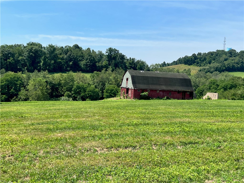 Smith, Pennsylvania 15021, United States, ,1 BathroomBathrooms,Residential,Active,247339