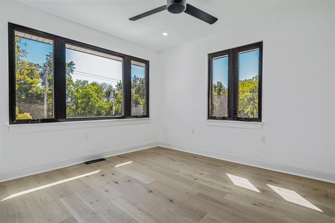 South Fayette, Pennsylvania 15071, United States, 4 Bedrooms Bedrooms, ,3 BathroomsBathrooms,Residential,Active,204046