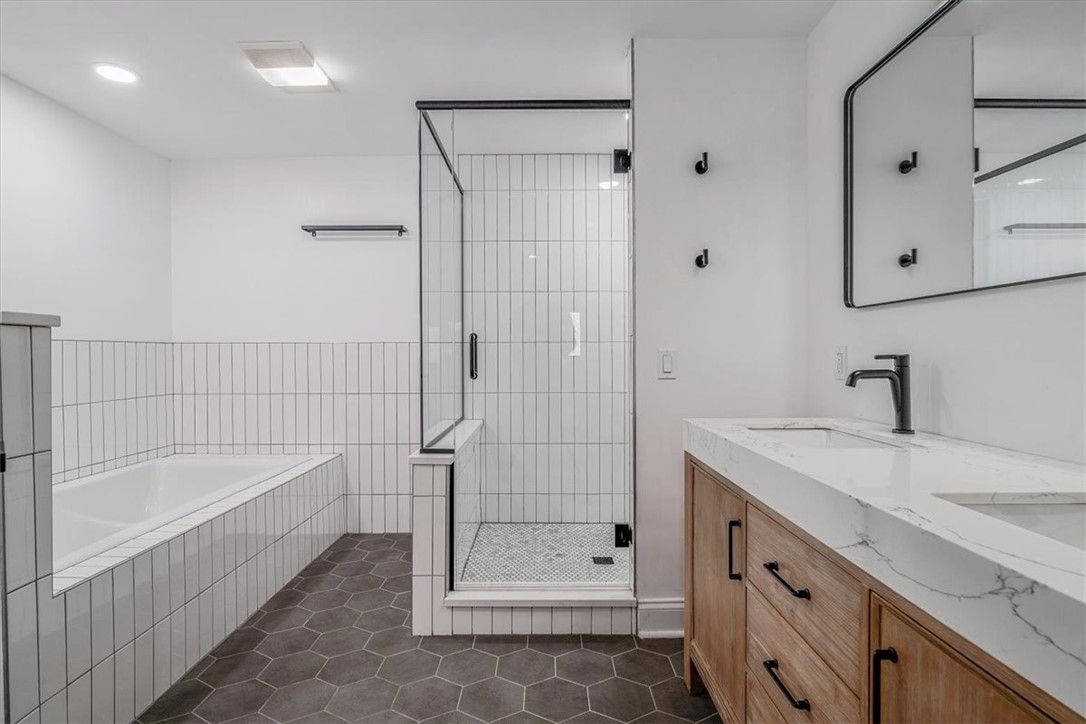 South Fayette, Pennsylvania 15071, United States, 4 Bedrooms Bedrooms, ,3 BathroomsBathrooms,Residential,Active,204046