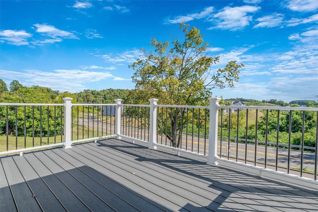 South Fayette, Pennsylvania 15071, United States, 4 Bedrooms Bedrooms, ,3 BathroomsBathrooms,Residential,Active,204046