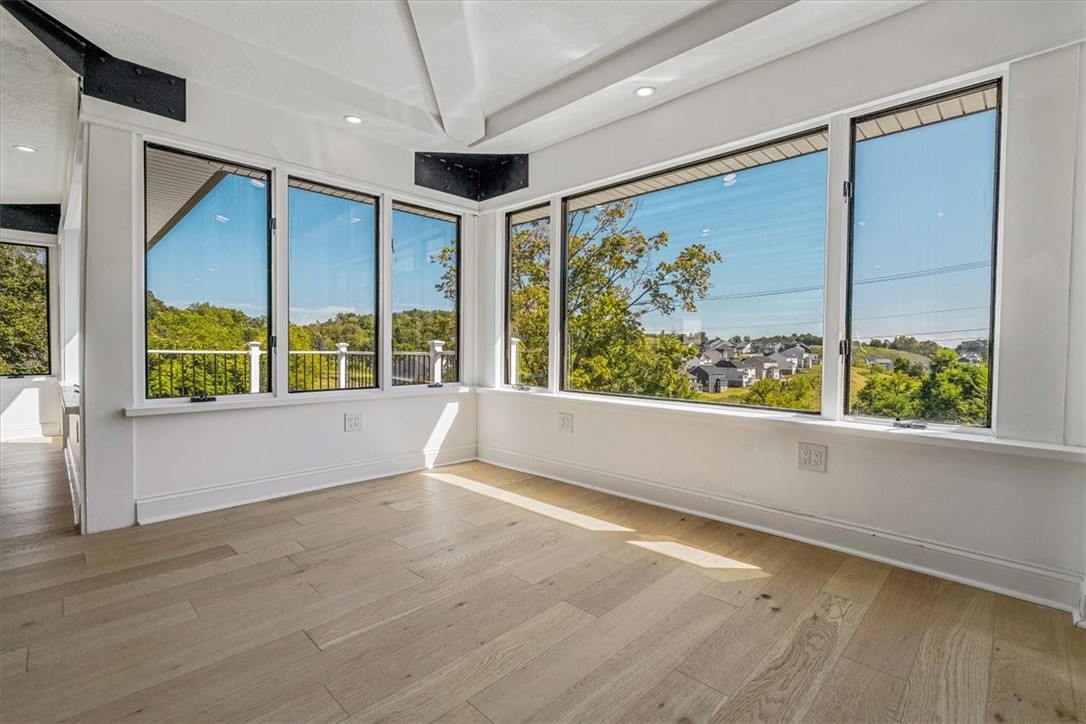 South Fayette, Pennsylvania 15071, United States, 4 Bedrooms Bedrooms, ,3 BathroomsBathrooms,Residential,Active,204046