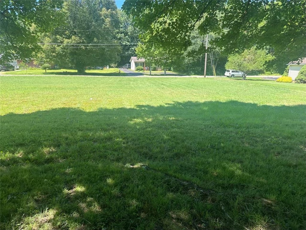 000 Meade Pl