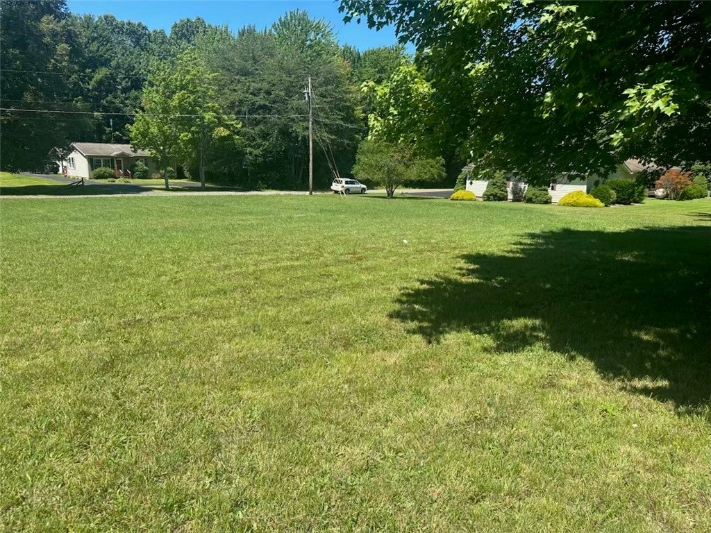 000 Meade Pl