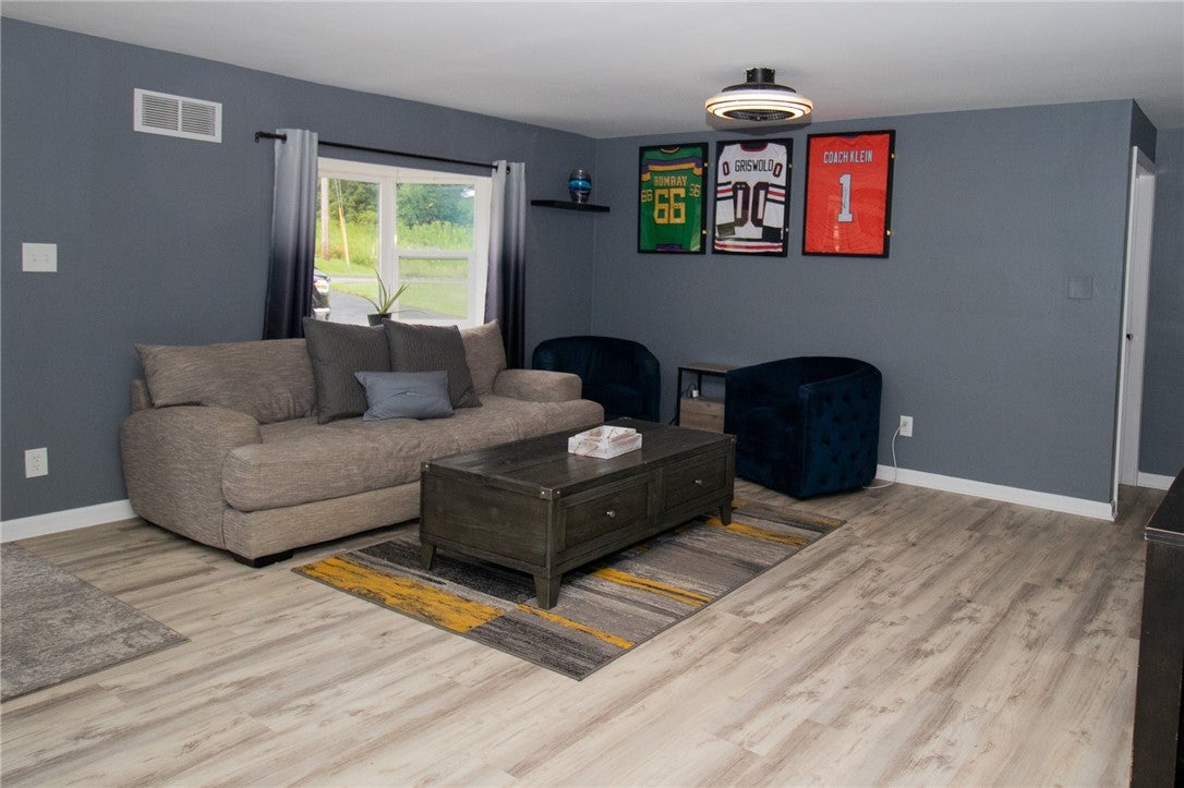 557 Beatty Rd