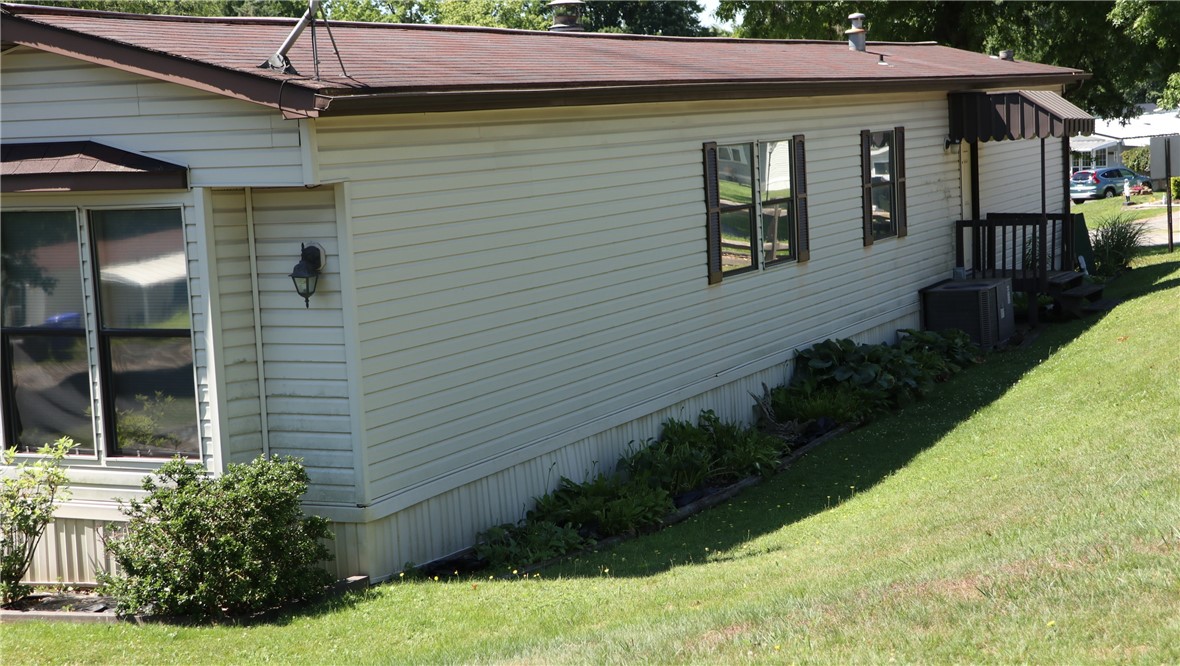 200 Forest Dr