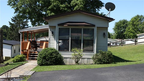 Mobile Home For Sale - 200 Forest Dr<br/> Cranberry Twp, PA 16066