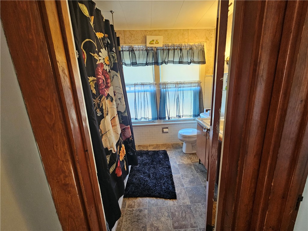 Tarentum, Pennsylvania 15084, United States, 1 Bedroom Bedrooms, ,1 BathroomBathrooms,Residential,Active,224678