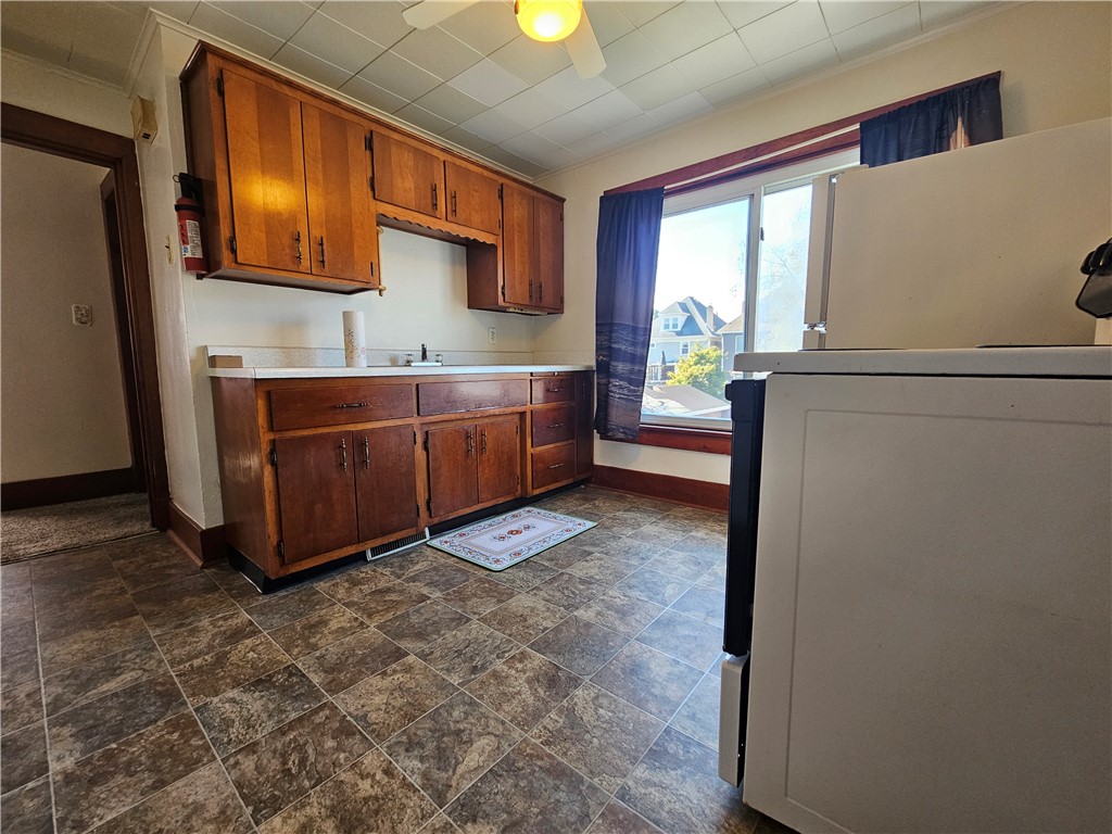 Tarentum, Pennsylvania 15084, United States, 1 Bedroom Bedrooms, ,1 BathroomBathrooms,Residential,Active,224678